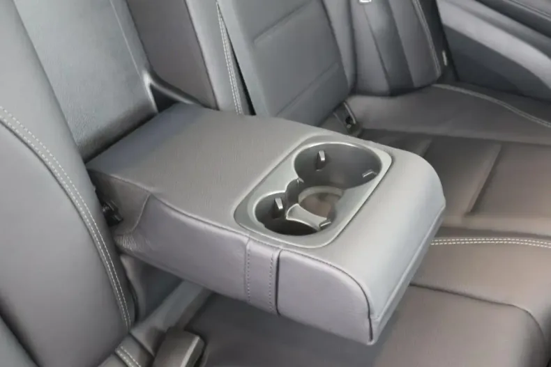 Mercedes-Benz GLE 350 din 2025 cu 13.377 km - oferta MER176391 - foto 19