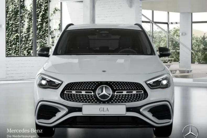Mercedes-Benz GLA 180 din 2024 cu 3.619 km - oferta MER176402 - foto 5
