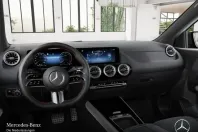 Mercedes-Benz GLA 180 din 2024 cu 3.619 km - oferta MER176402 - foto 7