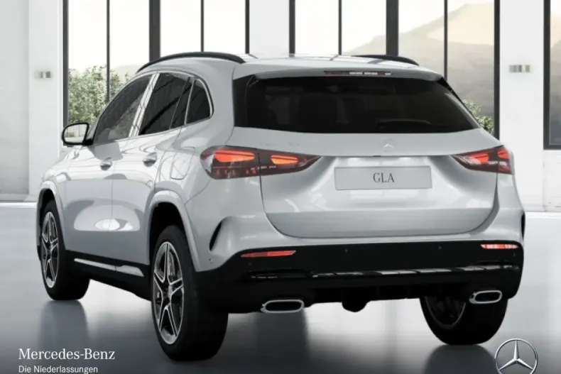 Mercedes-Benz GLA 180 din 2024 cu 3.619 km - oferta MER176402 - foto 17