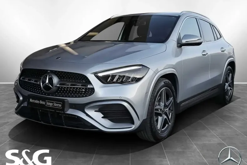 Mercedes-Benz GLA 180 din 2024 cu 4.020 km - oferta MER176403 - foto 1