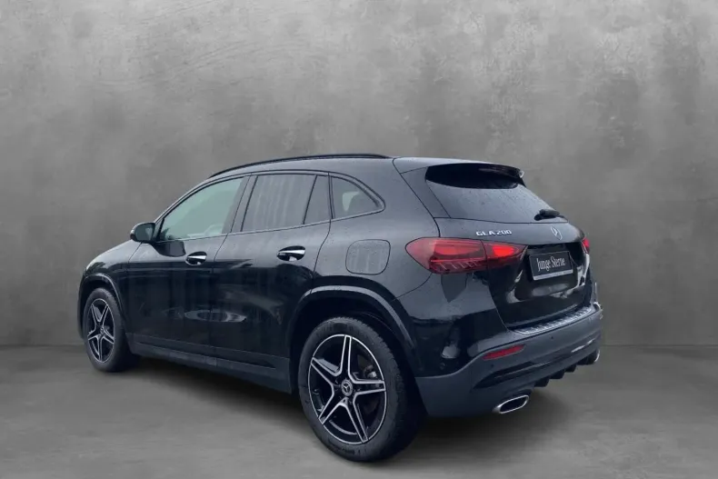 Mercedes-Benz GLA 200 din 2024 cu 17.800 km - oferta MER176404 - foto 7