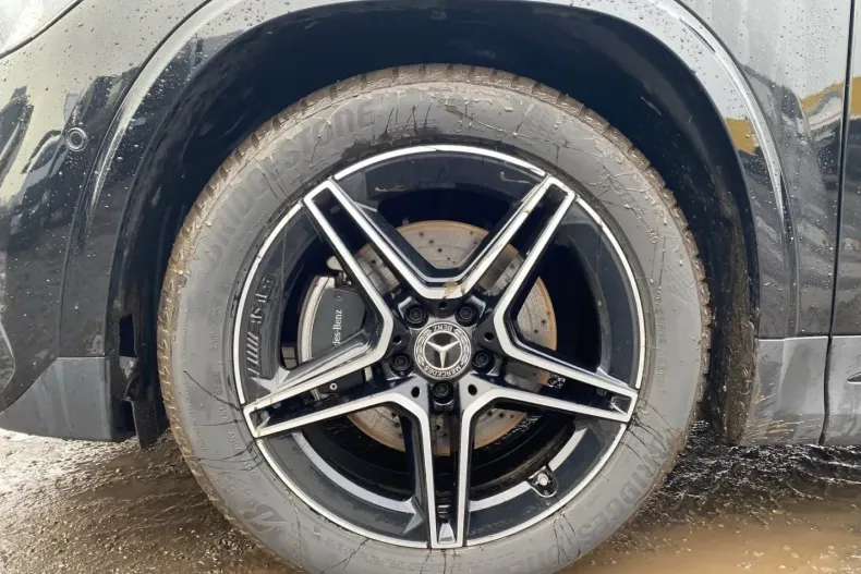 Mercedes-Benz GLA 200 din 2024 cu 17.800 km - oferta MER176404 - foto 8