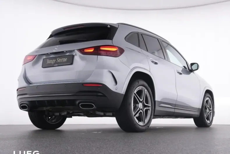 Mercedes-Benz GLA 180 din 2024 cu 16.228 km - oferta MER176407 - foto 7