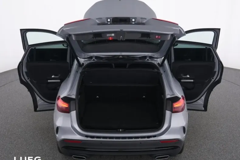 Mercedes-Benz GLA 180 din 2024 cu 16.228 km - oferta MER176407 - foto 13