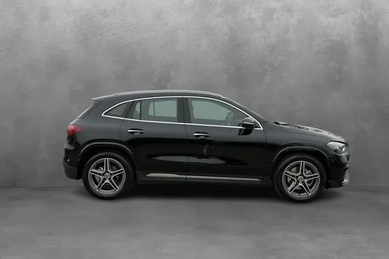 Mercedes-Benz GLA 180 din 2025 cu 12.045 km - oferta MER176408 - foto 3