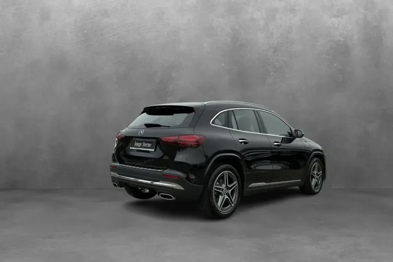 Mercedes-Benz GLA 180 din 2025 cu 12.045 km - oferta MER176408 - foto 4
