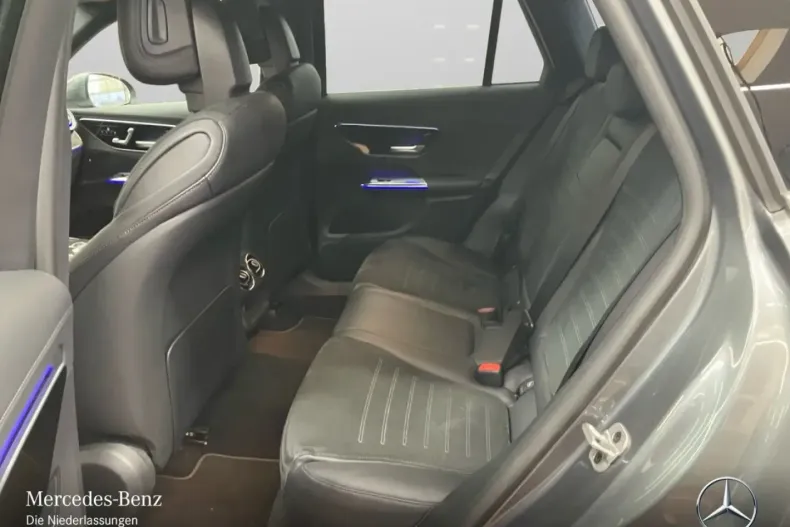 Mercedes-Benz GLC 200 din 2023 cu 50.704 km - oferta MER176416 - foto 8