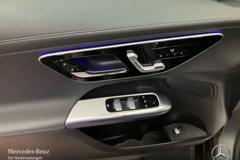 Mercedes-Benz GLC 200 din 2023 cu 50.704 km - oferta MER176416 - foto 13