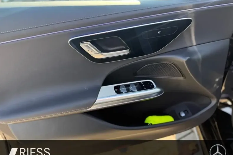 Mercedes-Benz E 300 din 2025 cu 17.966 km - oferta MER176419 - foto 4