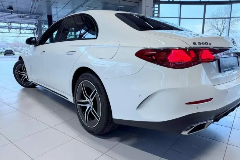 Mercedes-Benz E 300 din 2025 cu 26.980 km - oferta MER176421 - foto 14