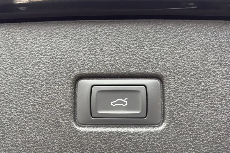 Audi Q5 din 2021 cu 69.985 km - oferta AUD176429 - foto 11