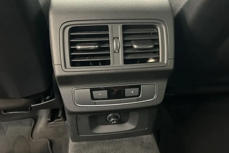 Audi Q5 din 2021 cu 29.906 km - oferta AUD176431 - foto 16