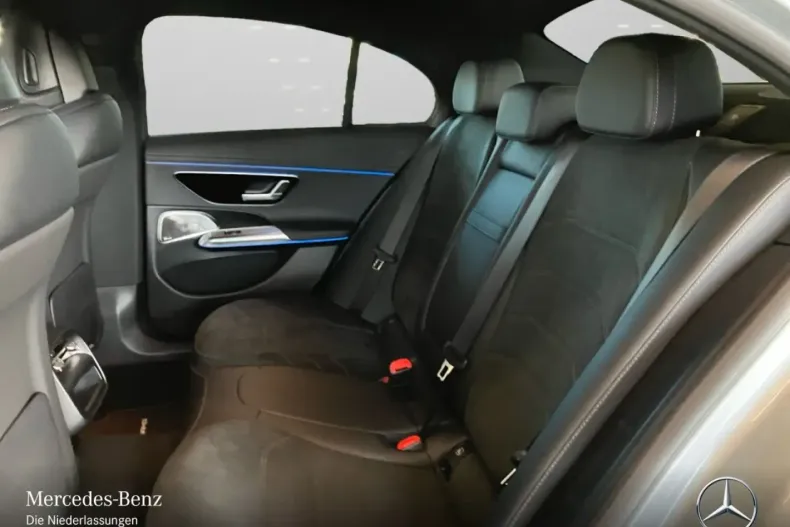 Mercedes-Benz E 300 din 2025 cu 7.699 km - oferta MER176432 - foto 9