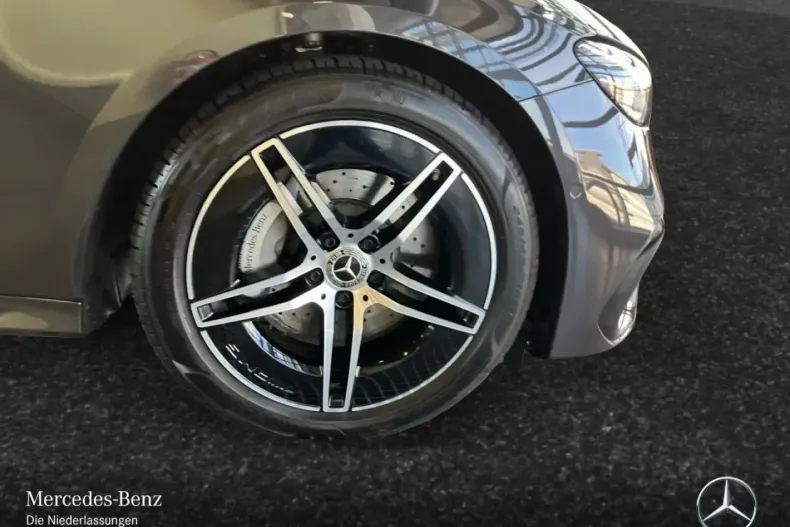 Mercedes-Benz E 200 din 2025 cu 7.270 km - oferta MER176437 - foto 4