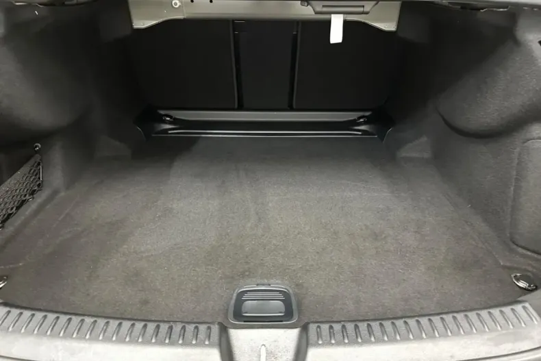 Mercedes-Benz E 220 din 2025 cu 19.377 km - oferta MER176442 - foto 6