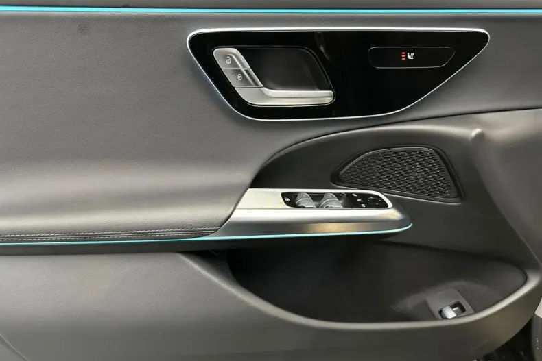 Mercedes-Benz E 220 din 2025 cu 19.377 km - oferta MER176442 - foto 9