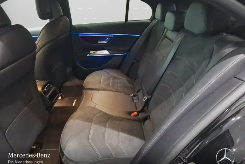 Mercedes-Benz E 300 din 2025 cu 10.320 km - oferta MER176445 - foto 9