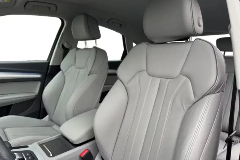 Audi Q5 din 2021 cu 61.281 km - oferta AUD176448 - foto 8