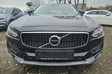 Volvo V90 Cross Country din 2021 - oferta VOL176453