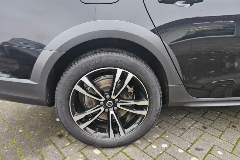 Volvo V90 Cross Country din 2021 cu 78.106 km - oferta VOL176453 - foto 6