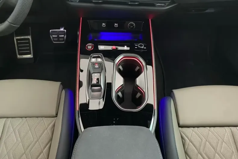 Audi A6 din 2025 cu 12.700 km - oferta AUD176460 - foto 17