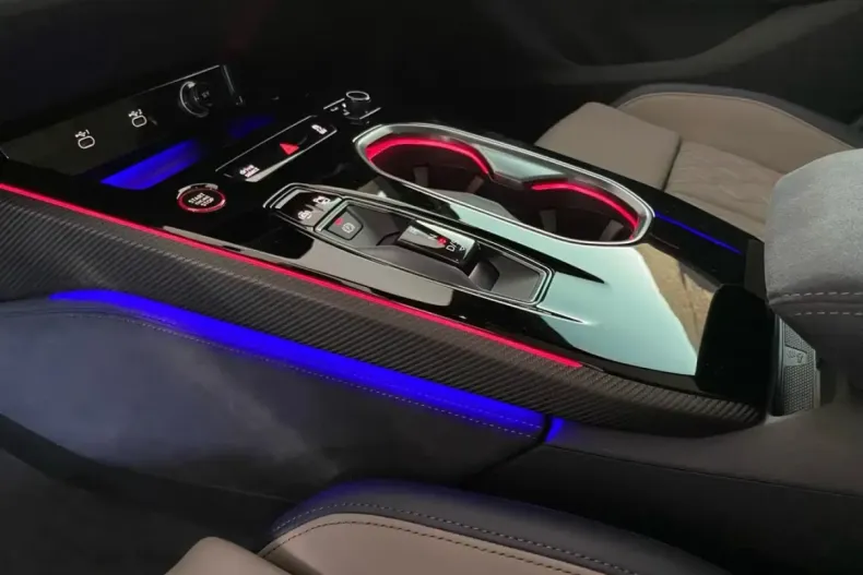 Audi A6 din 2025 cu 12.700 km - oferta AUD176460 - foto 23