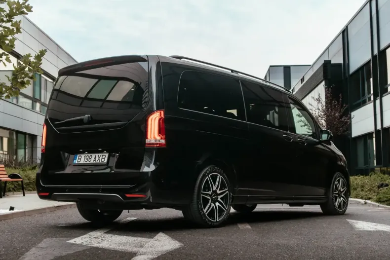 Mercedes-Benz V 250 din 2021 cu 71.000 km - oferta MER176461 - foto 4