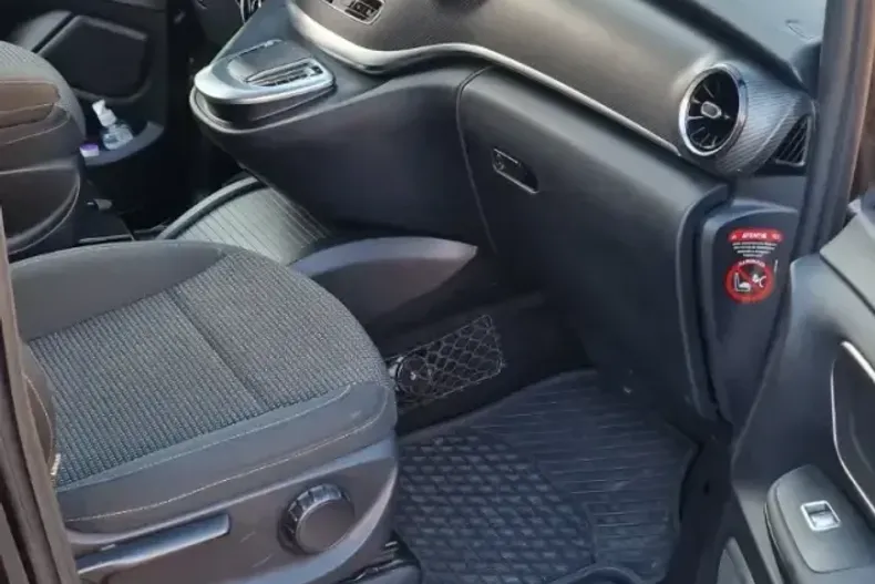 Mercedes-Benz V 250 din 2021 cu 71.000 km - oferta MER176461 - foto 12