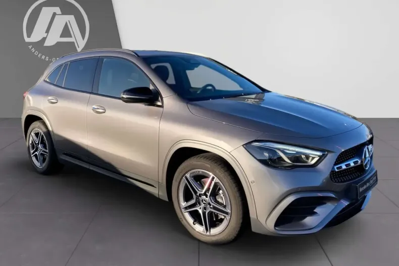 Mercedes-Benz GLA 200 din 2024 cu 29.650 km - oferta MER176462 - foto 4