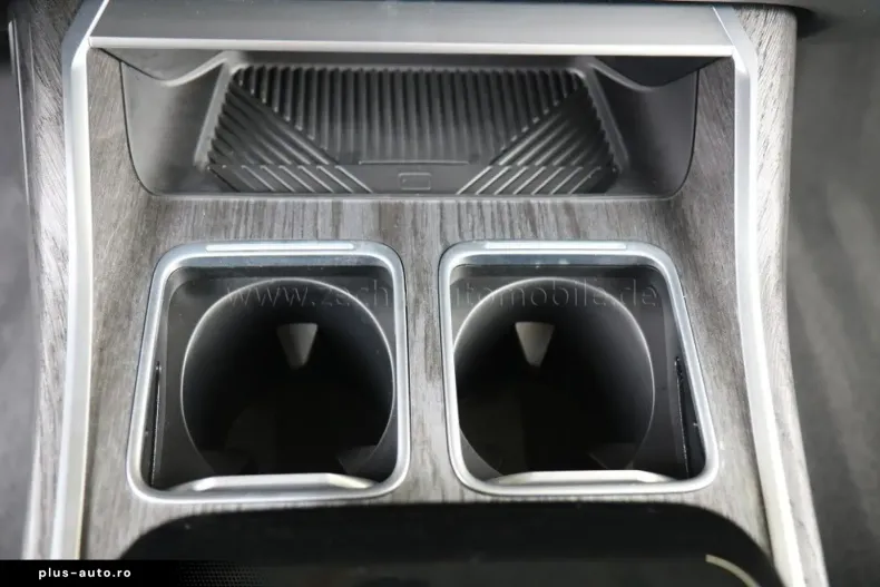 BMW 750 din 2024 cu 5.200 km - oferta BMW176466 - foto 11