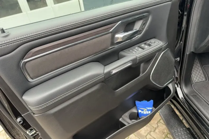 Dodge RAM din 2024 cu 19.990 km - oferta DOD176471 - foto 7