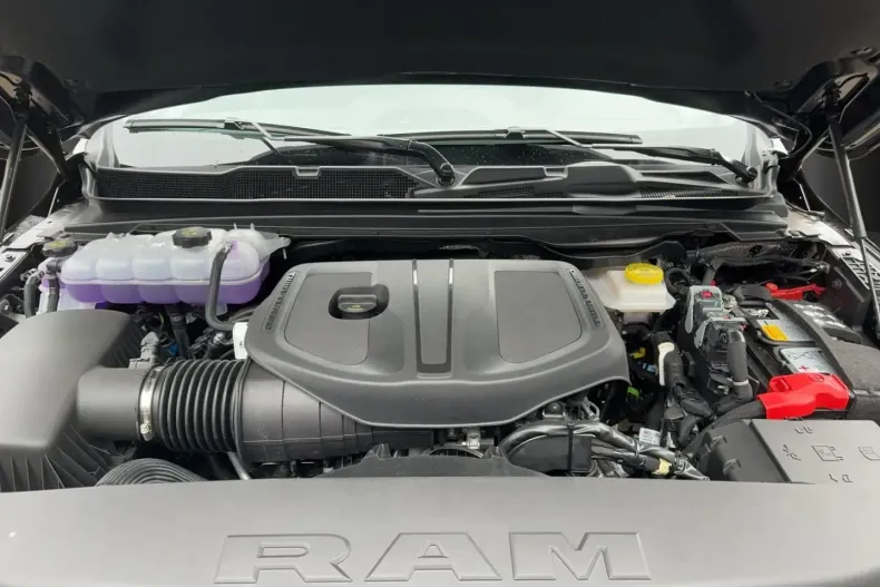 Dodge RAM din 2024 cu 19.990 km - oferta DOD176471 - foto 16