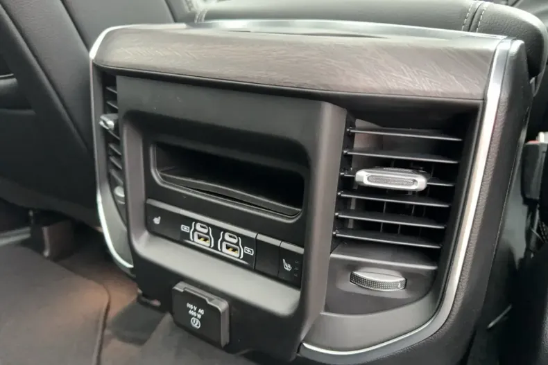 Dodge RAM din 2024 cu 19.990 km - oferta DOD176471 - foto 20