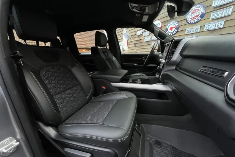 Dodge RAM din 2022 cu 39.309 km - oferta DOD176478 - foto 29