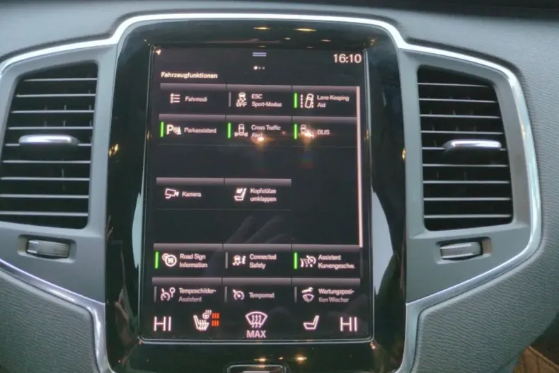 Volvo XC90 din 2021 cu 69.300 km - oferta VOL176485 - foto 13