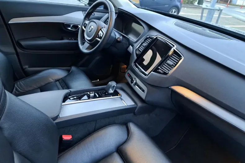 Volvo XC90 din 2022 cu 97.991 km - oferta VOL176486 - foto 15