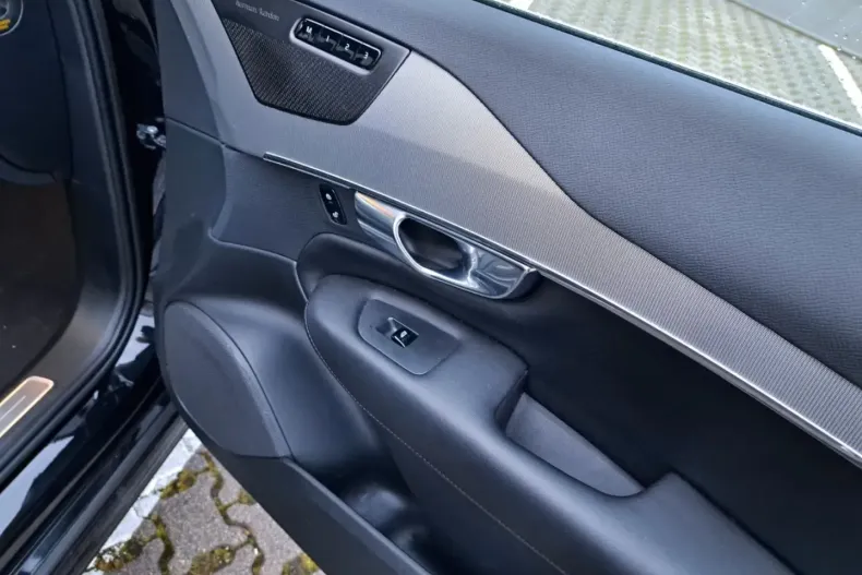 Volvo XC90 din 2022 cu 97.991 km - oferta VOL176486 - foto 16