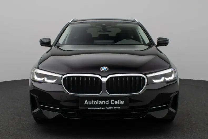 BMW 530 din 2022 cu 59.992 km - oferta BMW176489 - foto 1
