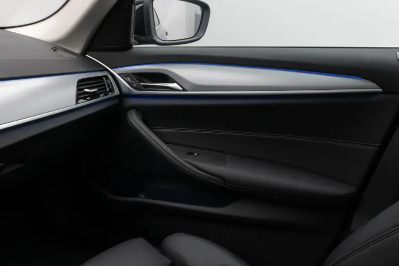 BMW 530 din 2022 cu 59.992 km - oferta BMW176489 - foto 32