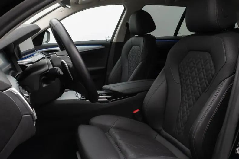 BMW 530 din 2022 cu 59.992 km - oferta BMW176489 - foto 34