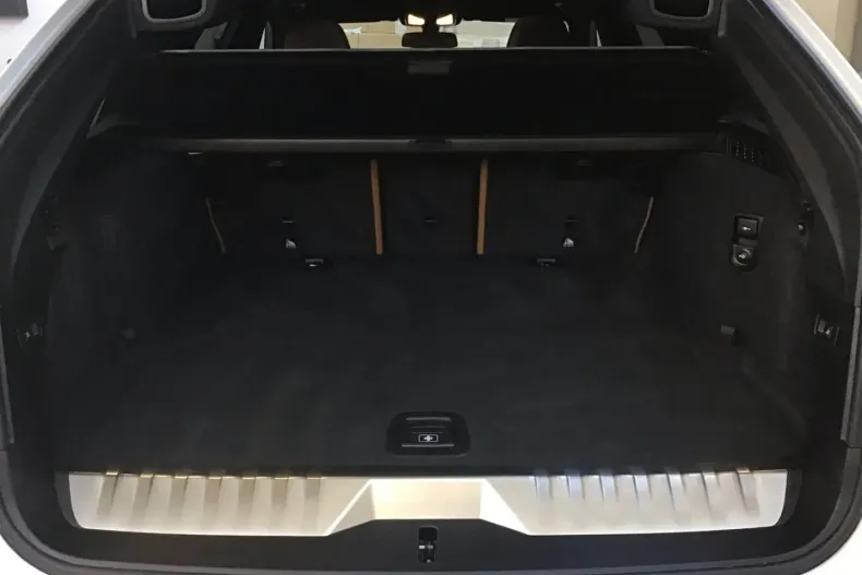 BMW 530 din 2023 cu 39.111 km - oferta BMW176490 - foto 12