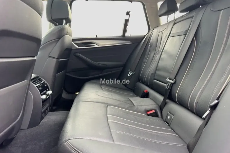 BMW 530 din 2022 cu 81.505 km - oferta BMW176491 - foto 14