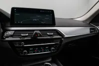 BMW 530 din 2022 cu 56.356 km - oferta BMW176492 - foto 20