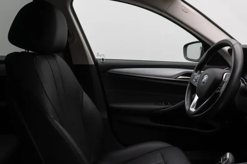 BMW 530 din 2022 cu 56.356 km - oferta BMW176492 - foto 35