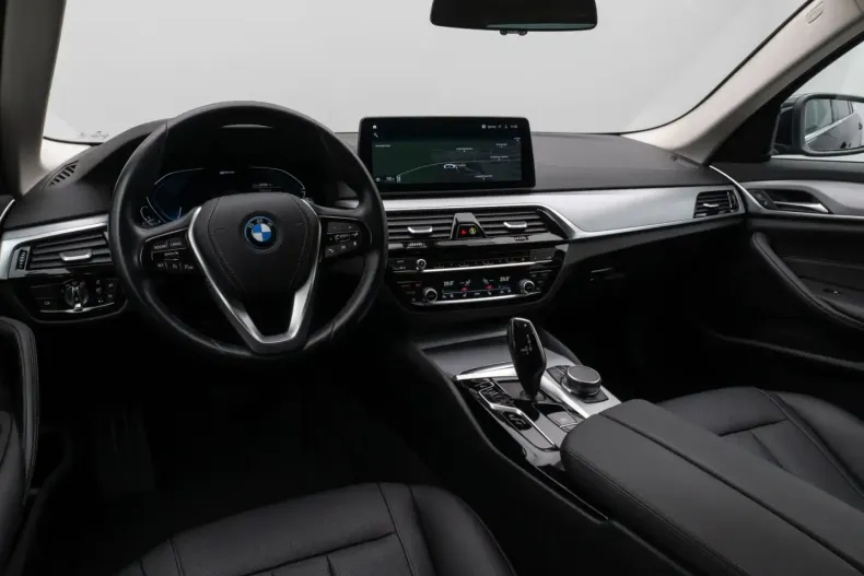 BMW 530 din 2022 cu 56.356 km - oferta BMW176492 - foto 37