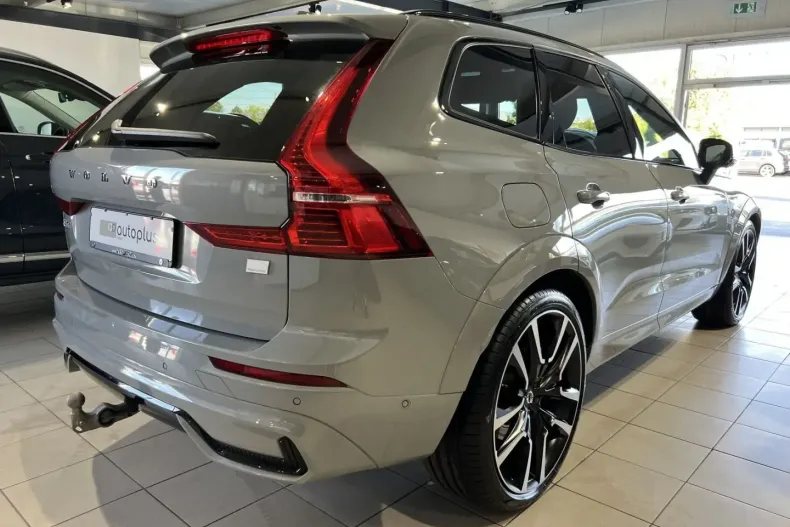 Volvo XC60 din 2024 cu 17.883 km - oferta VOL176499 - foto 6