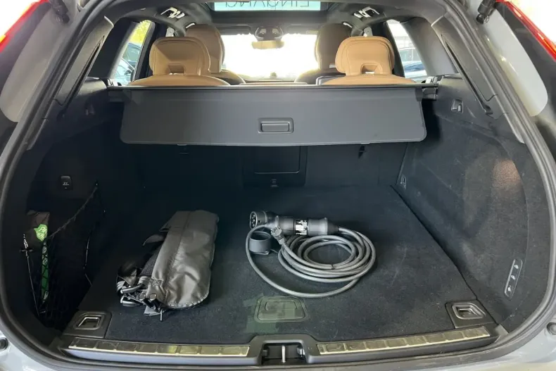 Volvo XC60 din 2024 cu 17.883 km - oferta VOL176499 - foto 15