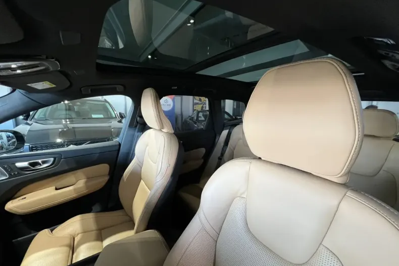 Volvo XC60 din 2024 cu 17.883 km - oferta VOL176499 - foto 22