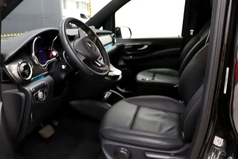 Mercedes-Benz V 300 din 2023 cu 45.356 km - oferta MER176506 - foto 8